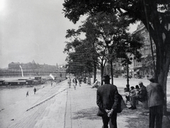 Magyarország, Budapest V., Belgrád (Ferenc József) rakpart, háttérben az Erzsébet híd és a Királyi Palota (később Budavári Palota)., 1938, Ferencz Zoltán Zénó, Budapest, Fortepan #184076