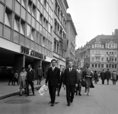 Németország, Lipcse, Markt a Hainstrasse torkolata felé nézve., 1968, Fortepan/Album036, NDK, Fortepan #184292