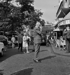 Franciaország, Párizs, Montmartre, Place du Tertre a Rue du Mont-Cenis felől a Rue Norvins felé nézve., 1974, Fortepan/Album036, Fortepan #184383