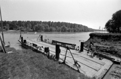 Hungary, Tiszakeszi, a rév a Községháza utca irányából nézve., 1976, Kende János, ferry, Fortepan #185298