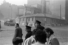 Magyarország, Budapest I., Attila út - Alagút utca kereszteződése, háttérben balra a Krisztina téri Havas Boldogasszony-templom toronycsúcsa látszik., 1956, Tóth Tibor, T-34 tank, Budapest, Fortepan #185587