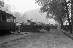 Magyarország, Budapest V.,Budapest VIII.,Budapest IX., Múzeum körút a Kálvin tér felé nézve., 1956, Tóth Tibor, T-54 tank, utcakép, Budapest, Fortepan #185592