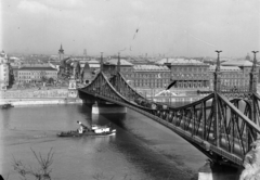 Hungary, Budapest XI.,Budapest V.,Budapest IX., kilátás a Gellérthegyről a Szabadság híd felé. Szemben a Fővám (Dimitrov) tér és a Marx Károly Közgazdaságtudományi Egyetem (később Corvinus Egyetem) épülete., 1957, Kádár József, Budapest, picture, Fortepan #185729