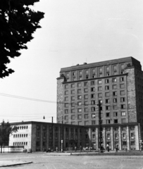 Hungary, Budapest VIII., Vajda Péter út - Könyves Kálmán körút sarok, a Ganz-MÁVAG központi irodaépülete., 1960, Kádár József, Budapest, flat roof, Fortepan #185832