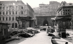 Magyarország, Budapest I., Clark Ádám tér és az Alagút a Széchenyi Lánchíd felől nézve., 1945, Kramer István dr, Kunszt János, háborús kár, rom, alagút, Budapest, Fortepan #186676