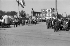 Hungary, Budapest XIV., Hősök tere, május 1-i ünnepség., 1949, Fortepan/Album038, Budapest, mass, march, political decoration, grandstand, Fortepan #186854