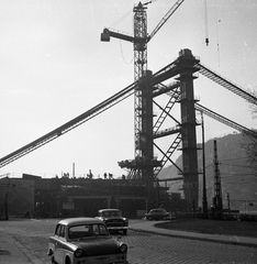 Magyarország, Budapest V., az épülő Erzsébet híd a pesti hídfőnél., 1963, Urbán Tamás, német gyártmány, Trabant-márka, automobil, Budapest, Fortepan #18731