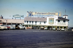 Amerikai Egyesült Államok, San Francisco, a Taylor Street a halászkikötőnél., 1956, Haas Lajos dr, színes, épület, parkoló, Fortepan #187343