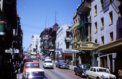 Amerikai Egyesült Államok, San Francisco,Kalifornia állam, a Clay Street a Grant Avenue-tól nyugatra., 1956, Haas Lajos dr, színes, utcakép, automobil, Fortepan #187345