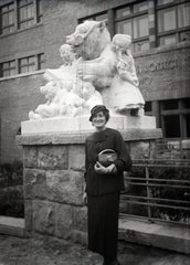 Magyarország, Budapest XII., Polgári fiúiskola (később Németvölgyi úti Általános Iskola). Mackó bácsi felolvas a gyerekeknek (Lányi Dezső, 1933.)., 1934, Hirschler Károly, Budapest, Fortepan #187580