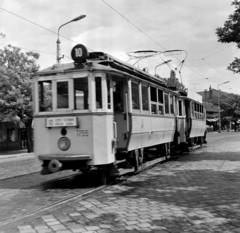 Magyarország, Budapest IV., Árpád út a Kemény Gusztáv utcánál, a Váci út felől az István (Bajcsy-Zsilinszky) út felé., 1973, Szalay Béla, Budapest, Fortepan #187747