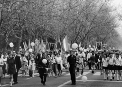 Magyarország, Budapest VI., Andrássy út (Népköztársaság útja), május 1-i felvonulók., 1969, Szalay Béla, Budapest, Fortepan #187766