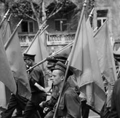 Magyarország, Budapest VI., Andrássy út (Népköztársaság útja), május 1-i felvonulók., 1969, Szalay Béla, Budapest, Fortepan #187769