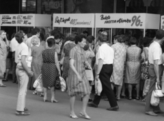 Magyarország, Budapest VIII., Blaha Lujza tér, Corvin Áruház., 1973, Urbán Tamás, árleszállítás, Budapest, Fortepan #18788