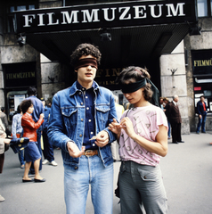 Magyarország, Budapest VII., Károly (Tanács) körút - Dohány utca sarok, a felvétel a Filmmúzeum előtt készült., 1980, Szalay Béla, színes, Budapest, Fortepan #187927