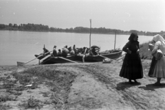 Magyarország, Paks, Duna-part a hajóállomás közelében., 1937, Kenedi János, Fortepan #188279