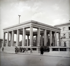 Németország, München, Königsplatz (ekkor Königlicher Platz), Becsület Temploma (Ehrentempel). 1947. január 16-án felrobbantották., 1936, Lőrincze Judit, Fortepan #188492