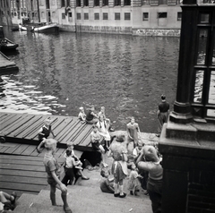 Németország, Hamburg, Nikolaifleet, kilátás a Deichstrasse-i házak csatorna felőli oldalára kb. a Steintwiete magasságában., 1936, Lőrincze Judit, Fortepan #188577