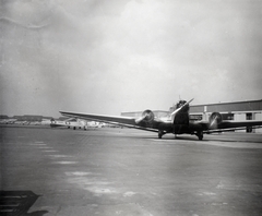 Németország, Berlin, Tempelhof repülőtér., 1936, Lőrincze Judit, repülőgép, Junkers-márka, Junkers Ju 52, Fortepan #188587