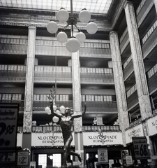 Németország, Berlin, Hermannplatz, a Karstadt áruház (a II. világháború során megsemmisült)., 1936, Lőrincze Judit, Fortepan #188642