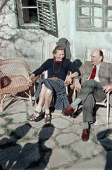 1957, Lőrincze Judit, talks, colorful, leg over leg, wicker chair, socks and sandal, deck chair, Fortepan #188705