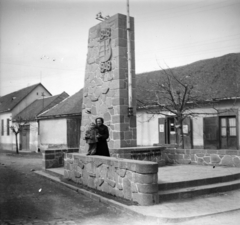 Magyarország,Dunakanyar, Visegrád, Rév utca, 1848-as Centenáriumi-emlékmű., 1954, Merza József, emlékmű, Fortepan #188855