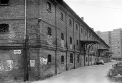 Magyarország, Óbuda, Budapest III., Hunor utca - Hévízi út sarok, távolabb a Vörösvári út - Ágoston utca sarkán álló panelház., 1980, Orosz István, Budapest, Fortepan #188963