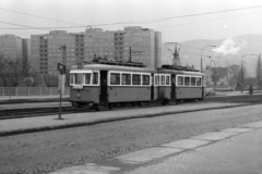 Magyarország, Óbuda, Budapest III., Szentlélek (Korvin Ottó) téri villamosmegálló az Árpád híd hídfőjénél., 1980, Orosz István, Budapest, Fortepan #188975