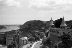 Magyarország, budai Vár,Halászbástya, Budapest I., kilátás a Szabadság híd és a Gellért-hegy felé., 1962, Palkó Zsolt, Budapest, Fortepan #189095