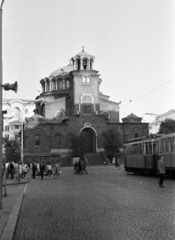 Bulgária, Szófia, plosad Szveta Nedelja (plosad Lenin), szemben a Szveta Nedelja (Szent Vasárnap) templom., 1964, Ungvári György, Fortepan #189271