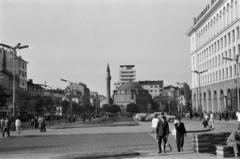 Bulgária, Szófia, Mária Lujza hercegnő (Georgi Dimitrov) sugárút, szemben a Banja basi mecset., 1964, Ungvári György, Fortepan #189273