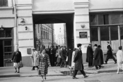 Oroszország, Moszkva, Nyikolszkaja (25. Oktjabrja) utca, átjáró a Forradalom tér (plosagy Revoljucii) felé., 1962, Ungvári György, Fortepan #189293