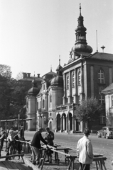 Lengyelország, Pszczyna, Rynek, szemben a Városháza., 1961, Tölg Anna, Fortepan #189723