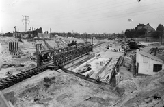 Hungary, Budapest XIII.,Budapest IV., a Béke utcai közúti aluljáró építkezése, a Madridi utca és az Angyalföld kocsiszín felé nézve., 1955, UVATERV, bridge, construction, tram, railway bridge, Budapest, Fortepan #189990