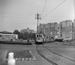 Magyarország, Budapest V., Deák Ferenc tér az Erzsébet (Engels) tér felé nézve a Millenniumi Földalatti Vasút vonalának átépítése idején., 1955, UVATERV, Budapest, villamos, tűzfal, Fortepan #190051