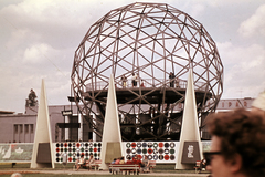 Magyarország, Városliget,Budapesti Nemzetközi Vásár, Budapest XIV., a Gömbkilátó szerkezete, 1967. óta Balatonbogláron áll., 1964, Wittner Lucia, Budapest, geometria, Fortepan #190155