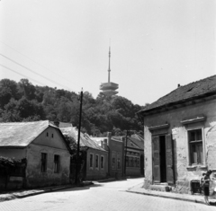 Magyarország, Miskolc, Toronyalja utca, háttérben az avasi kilátó., 1968, Szalay Zoltán, Fortepan #190411