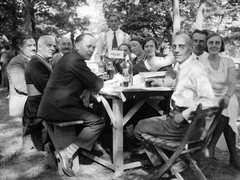 1936, Jankovszky György, tableau, glasses, place, glass, companionship, Fortepan #19062