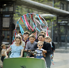 Magyarország, Budapest XXI., Csepel Vas- és Fémművek, Gyermeknap., 1969, Szalay Zoltán, színes, Budapest, Fortepan #190961