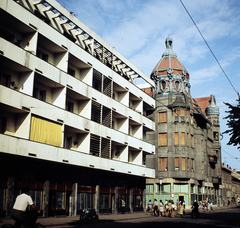 Hungary, Szeged, Somogyi utca, a Kárász utca torkolatánál, jobbra az Ungár–Mayer palota., 1966, Szalay Zoltán, colorful, Fortepan #191038