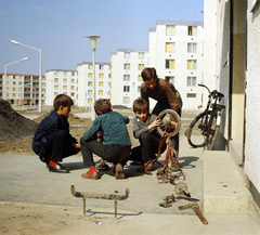 Magyarország, Szeged, Olajos utca., 1971, Szalay Zoltán, kerékpár, kerékpáralkatrész, színes, sárkaparó, Fortepan #191048