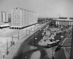 Magyarország, Óbuda, Budapest III., Szentendrei út és a Miklós utcai autóbusz-végállomás a Flórián térnél., 1970, FŐTÁV, Budapest, Fortepan #191283