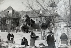 Magyarország, Várpalota, Hunyadi Mátyás (Fő) tér, Thury-vár., 1936, Kieselbach Gyula, Fortepan #191296