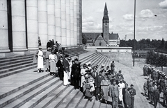 Finnország, Helsinki, a Parlament lépcsője, háttérben a Nemzeti Múzeum., 1936, Kieselbach Gyula, Fortepan #191631