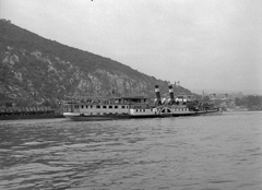 Magyarország, Budapest, Szent István gőzös a Dunán, háttérben a Gellért-hegy., 1957, Kotnyek Antal, hajó, gőzhajó, lapátkerekes hajó, Szent István/Zita királyné hajó, Fortepan #19168