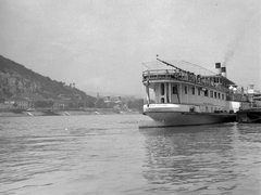 Magyarország, Budapest, Szent István gőzös a Belgrád rakparti kikötőnél., 1957, Kotnyek Antal, gőzhajó, Fortepan #19169