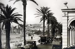 Franciaország, Cannes, a Croisette körút (Boulevard de la Croisette), háttérben fenn a vár., 1933, Kieselbach Gyula, Fortepan #191724