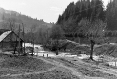 1922, Fortepan, free time, woods, excursion, river, landscape, valley, aerial wire, shore, hillside, wooden cottage, companionship, wooden bridge, water fall, Fortepan #19208