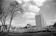 Magyarország, Budapest VIII., Szigony utca - Práter utca sarok, balra a háttérben a Kálvária tér, középen a háttérben az Illés utca., 1975, Kriss Géza, Budapest, Fortepan #192318