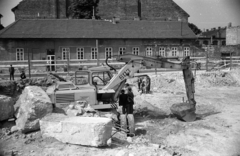 Magyarország, Budapest VIII., a Práter utca 44-50. számú sávház építési területe, szemben a Leonardo da Vinci utca 17. számú ház., 1977, Kriss Géza, Budapest, Fortepan #192371